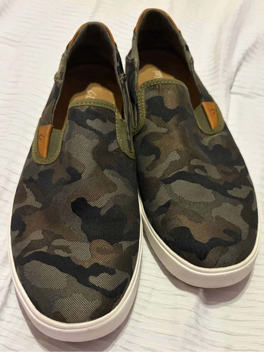 Olukai Slip-On Men’s Camouflage Canvas Sneakers - Olive/Black - Hardly Worn